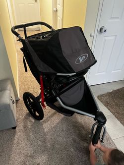 Bob Stroller w/Graco car seat attachment