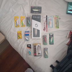 15 Pieces Tackle Bundle