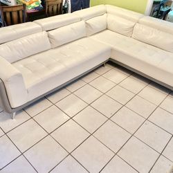 Like New 6 Months Old 2-tone Large Leather Sectional Couch 