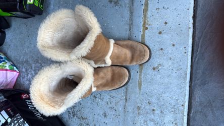 Ugg’s women’s boots true to size