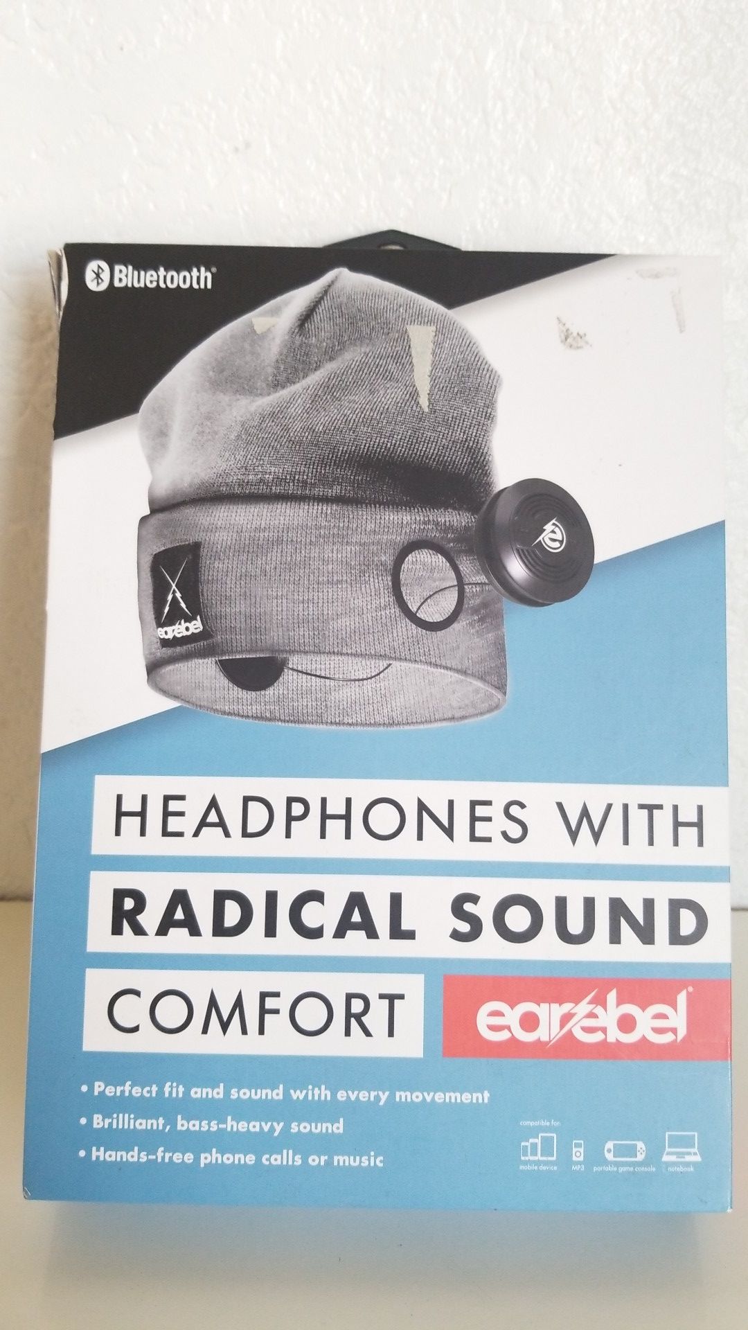 Earebel Bluetooth Headphones with Street Beanie