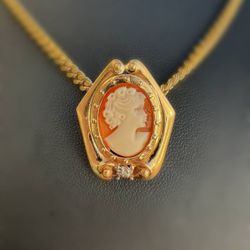 Jewelry 10k yellow gold Pendant Ivory Fire Red Orange Vintage Lady 4.2g (PENDANT)