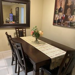 Free Dinning Set