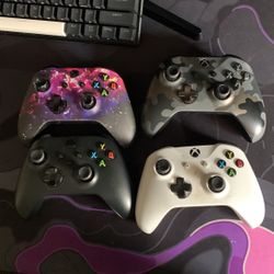 Xbox Controllers 