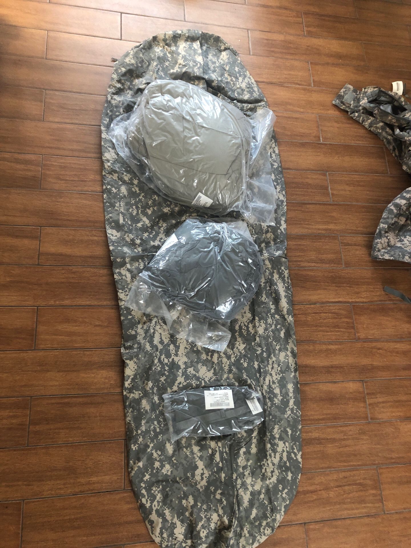 US Army official 4 piece Sleeping bag set