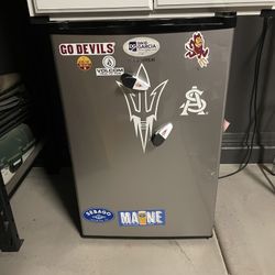 Mini fridge - Used 