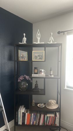 Decor shelf