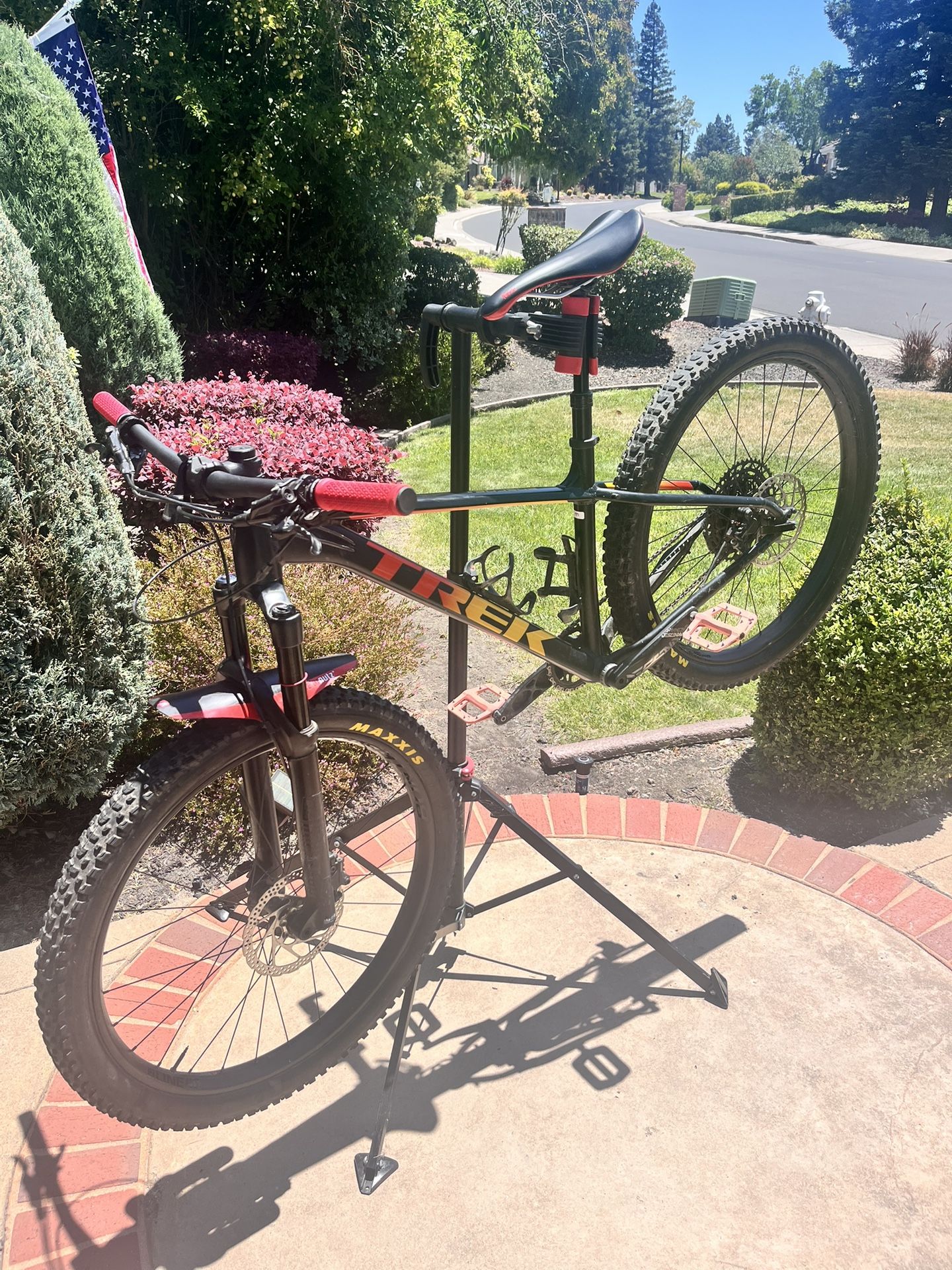 2020 Trek Roscoe 8 M/L