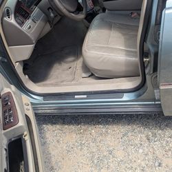2005 Lincoln Town Car