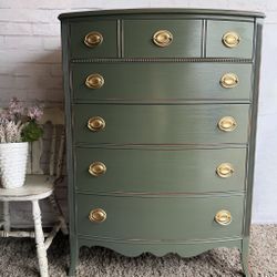 Awesome Shabby Distressed Solid Wood Dresser 