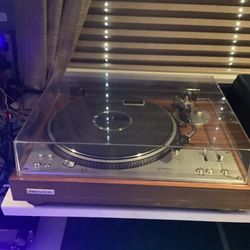 Pioneer PL-530 Turntable