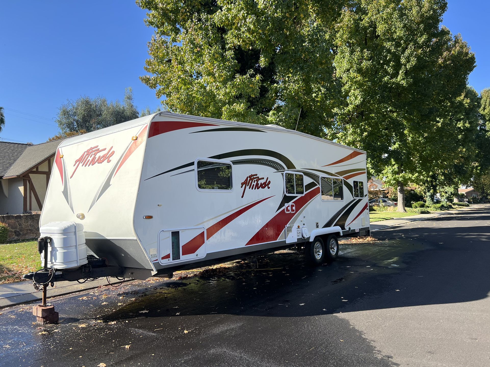 2012 Eclipse Attitude 27IFB Toy Hauler