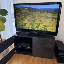 All in One Package - TV - VIZIO 55" 240Hz 1080p - Bose Sound System and Pioneer Receiver - Subwoofer And TV Stand Included!