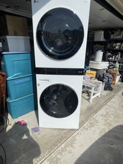 Single Unit Front Load LG WashTower