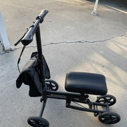 Knee scooter