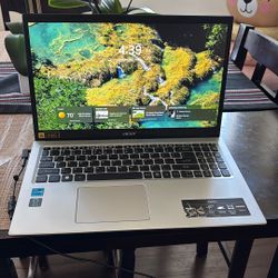 Acer Laptop (Perfect Condition)