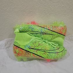 Men's & Boys' Soccer Cleats NEW

All sizes NEW

3  5   5.5   6 11.        $25  