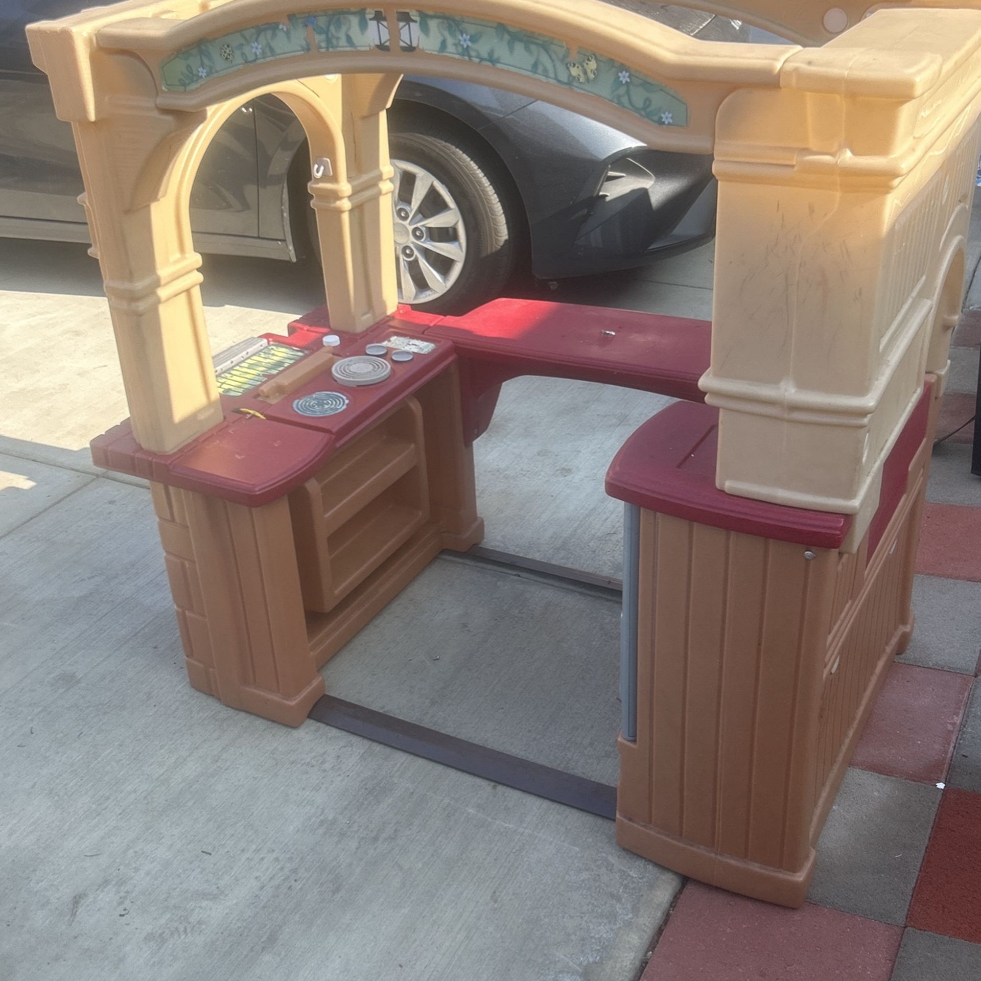 Kids Play Kitchen