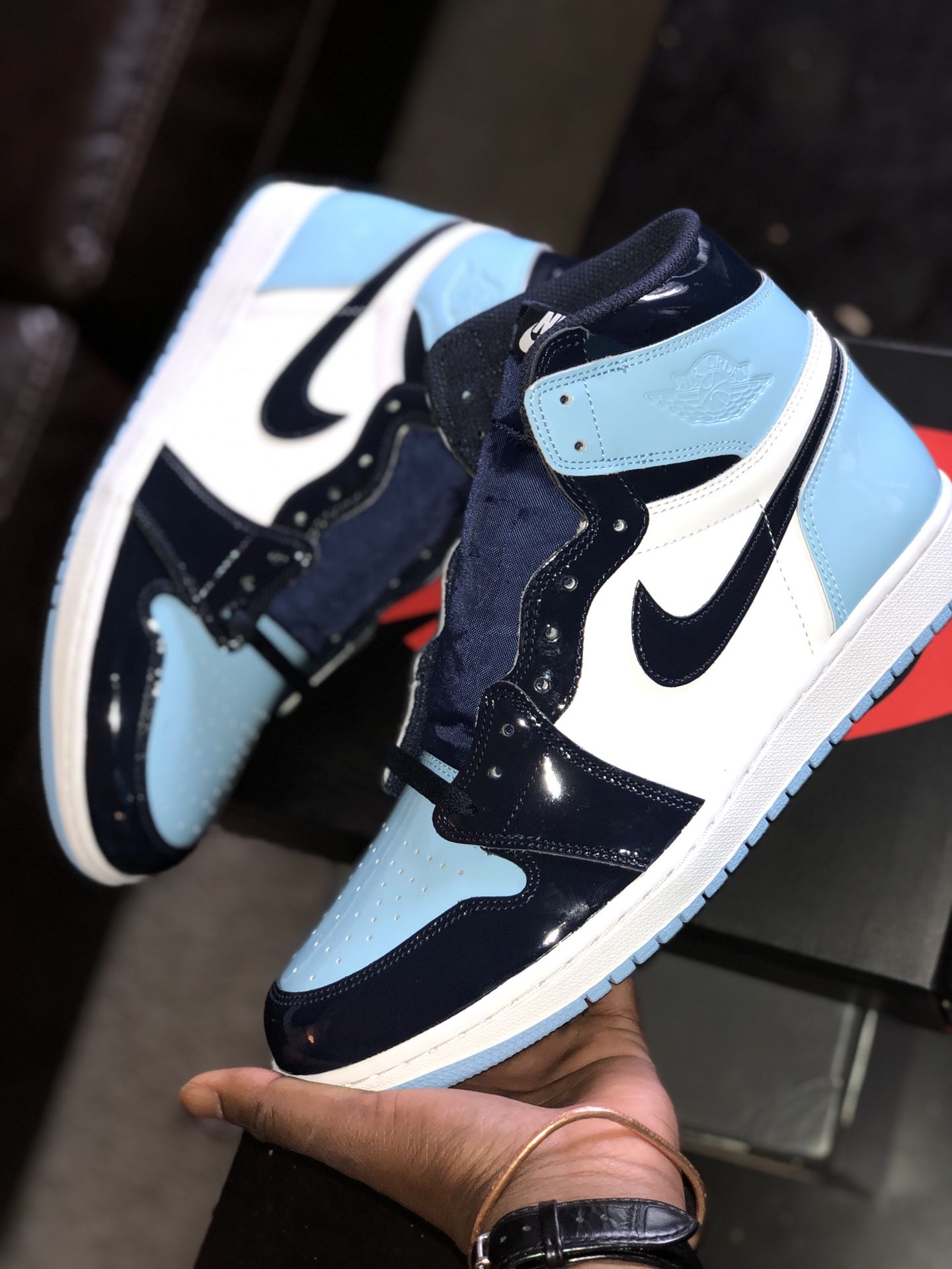 jordan 1 unc blue chill