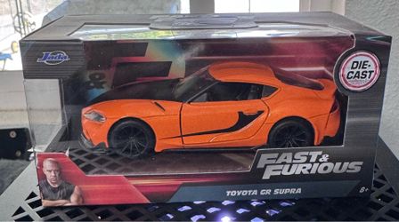 2020 Toyota Supra GR Diecast Model Car: 1/32 Scale, New In the Box By Jada hot wheel
