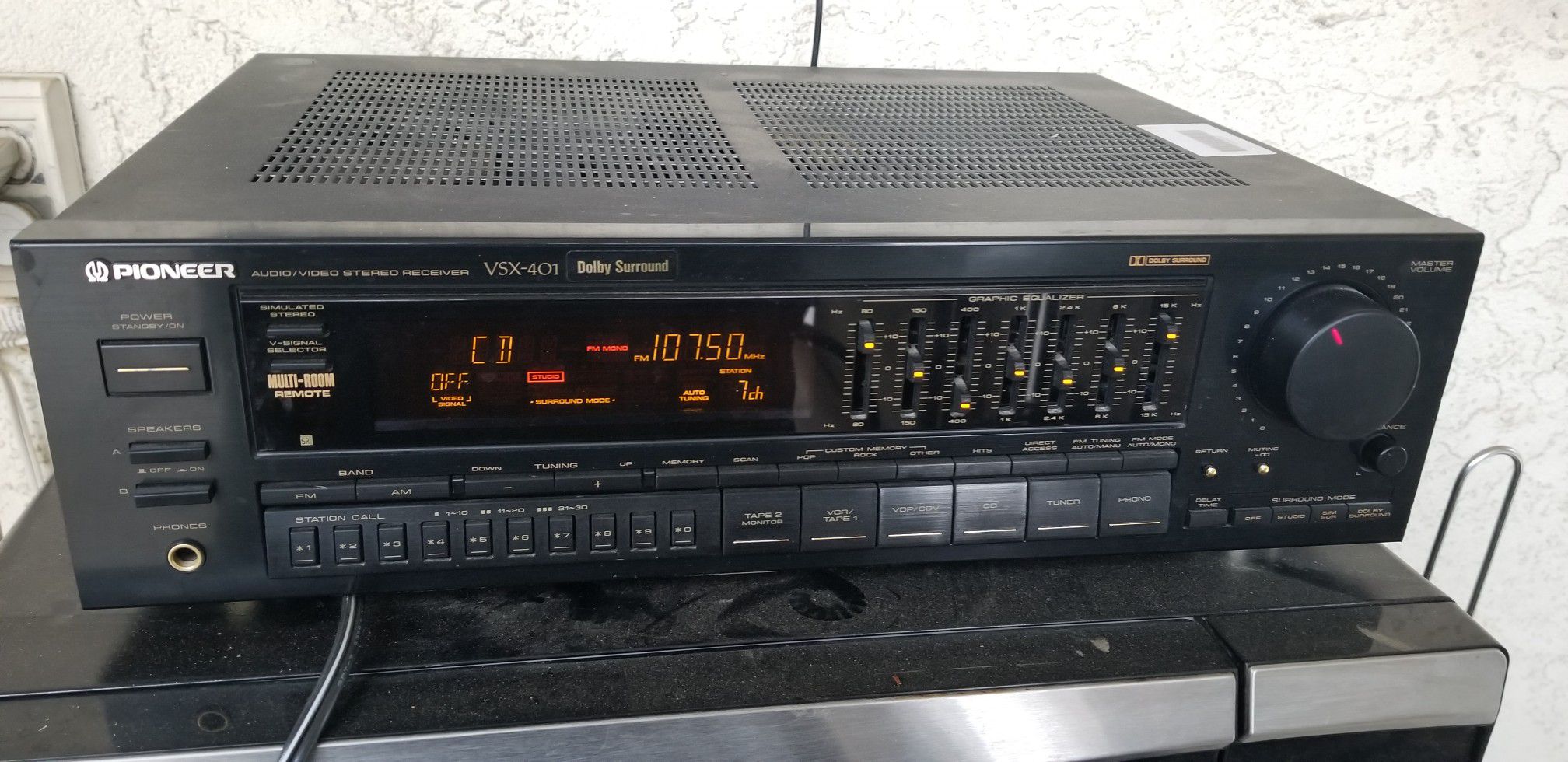 400 watt pioneer receiver with equalizer