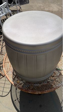 Drum table / metal side table
