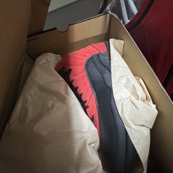 Jordan Retro 12 Reverse Flu Game