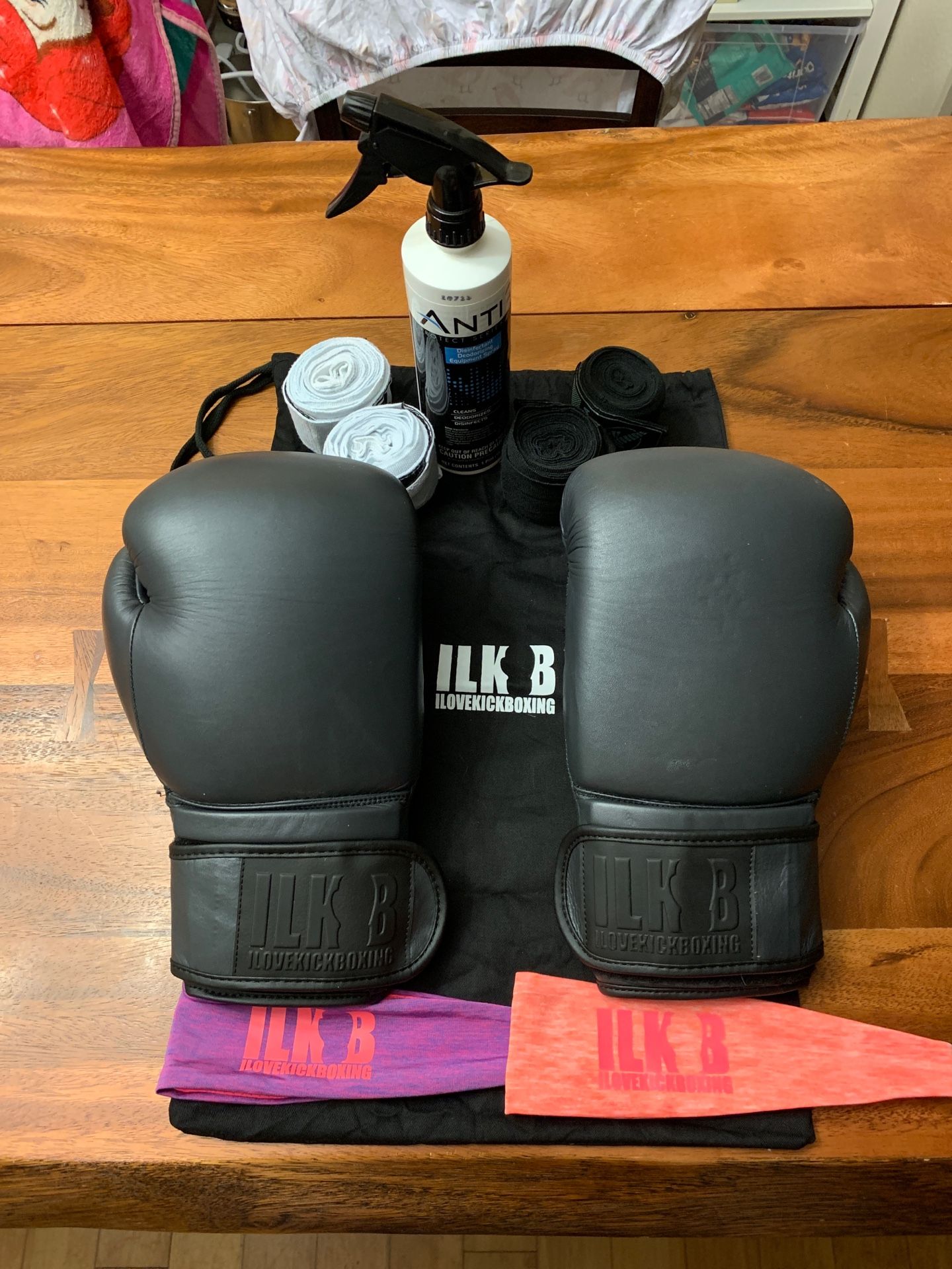 Ilkb gloves hot sale 16oz