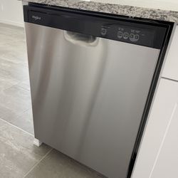  Dishwasher Whirlpool 