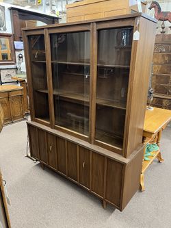 Holman Mid Century Buffet Hutch China Cabinet