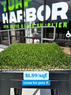 Pet turf/zacate on sale $1.59/sqf