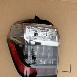 2015-2017-2020 Toyota 4Runner Tail Light LH