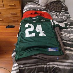 Ty Law Jets Jersey Size Large $45 But It's Kinda Big I Would Say It's A XL