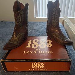 Vintage Western Boots fashion apparel dress heels