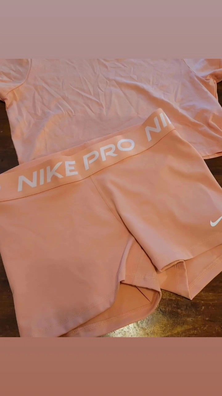 Women's Nike Tshirt & Short SeT