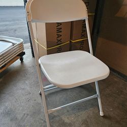 White folding chair