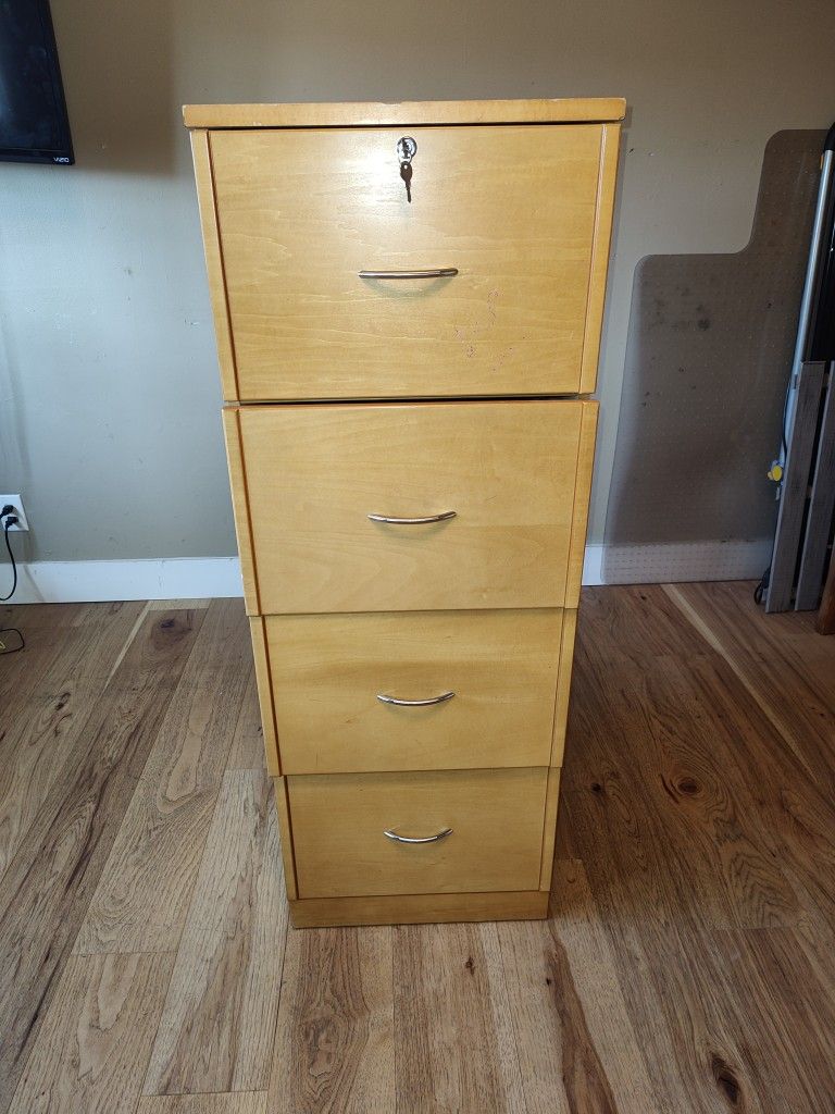 FILING CABINET WITH KEY