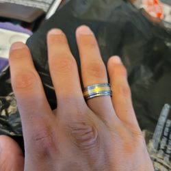 Size 8.5 Triton Tungsten Carbide And 18k Gold Ring Comfort Fit Band