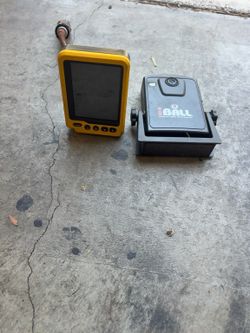 Wireless trailer hitch camera