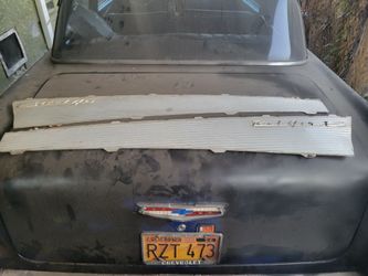 1/4 side trim molding  1957 chevy bel air 210