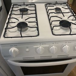 Hotpoint Brand New All White Gas Stove 24 Wide 