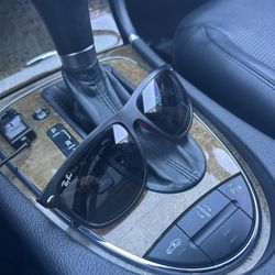 Ray Ban Men’s Sun Glasses Polarized And Steve Madden 