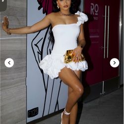 Wilma ruffle mini dress; white; med