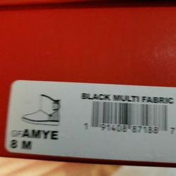 Brand New Guess Boots Never Worn 