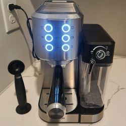 Espresso Machine with Automatic Milk Frother – Cappuccino & Latte – Good Condition