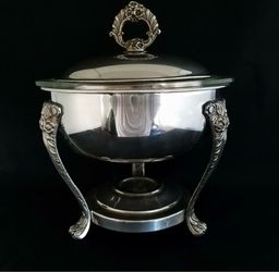 ENGLISH SILVER Mfg Corp Serving Bowl/Dish on Stand PYREX insert w/ Lid USA MADE*