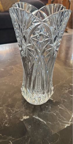 Clear Cut Crystal Glass Vase