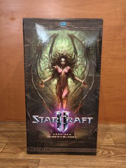 Sideshow Collectibles StarCraft 2 Queen Of Blades Kerrigan Statue #38 Of 2250