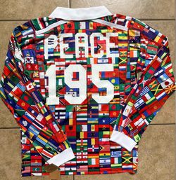Akomplice Umbro Soccer Jersey World Flags Men’s Size Medium Peace