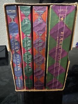 Harry Potter Books 1–4 Scholastic Box Set